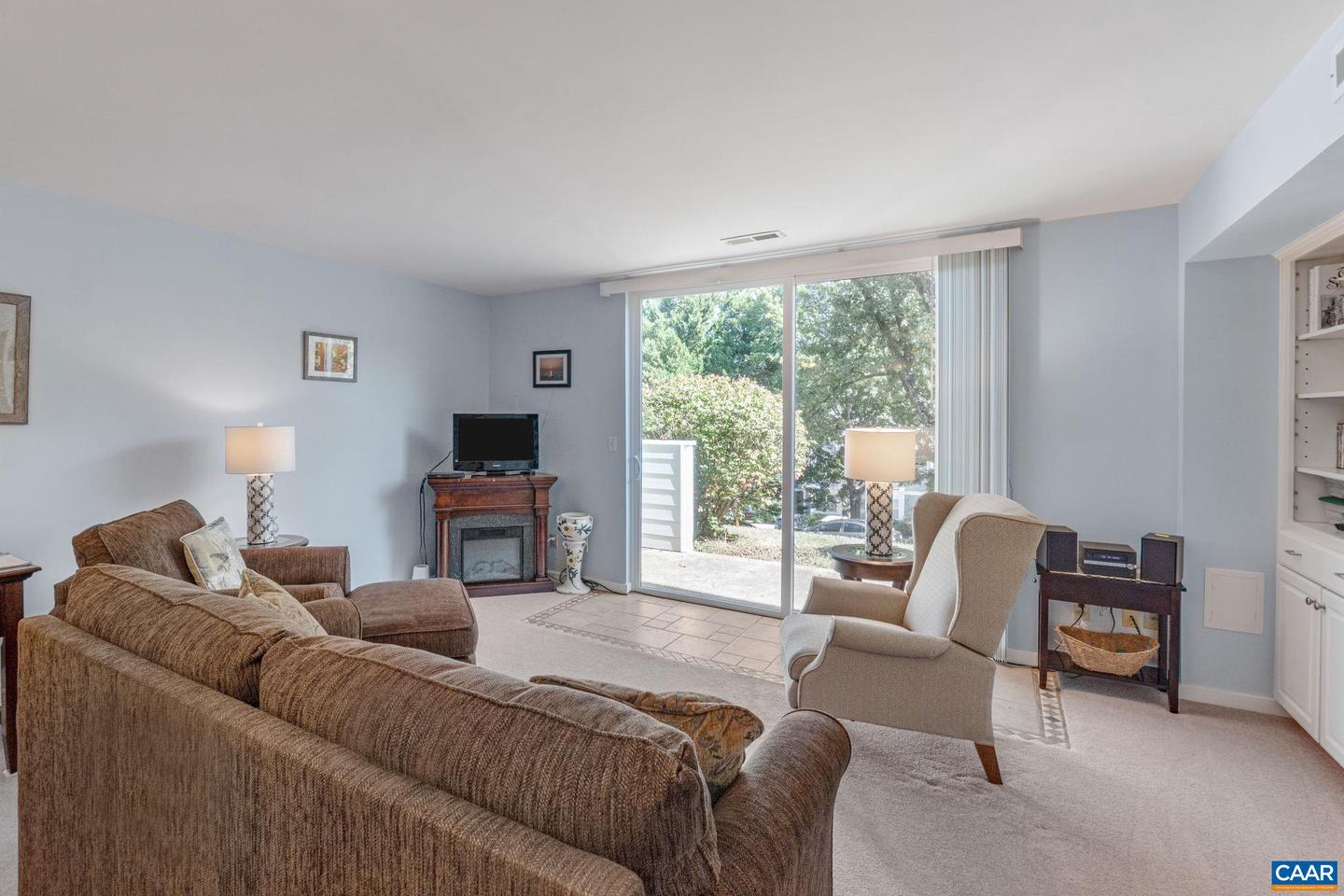 1264 MAPLE VIEW DR, CHARLOTTESVILLE, Virginia 22902, 2 Bedrooms Bedrooms, ,1 BathroomBathrooms,Residential,For sale,1264 MAPLE VIEW DR,669295 MLS # 669295