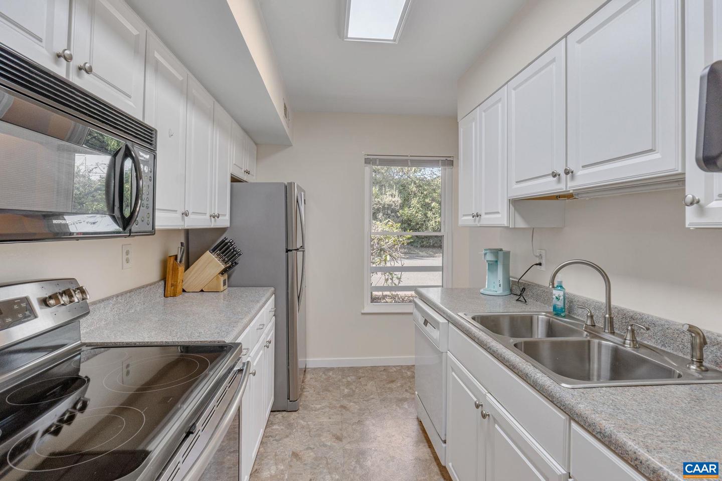 1264 MAPLE VIEW DR, CHARLOTTESVILLE, Virginia 22902, 2 Bedrooms Bedrooms, ,1 BathroomBathrooms,Residential,For sale,1264 MAPLE VIEW DR,669295 MLS # 669295