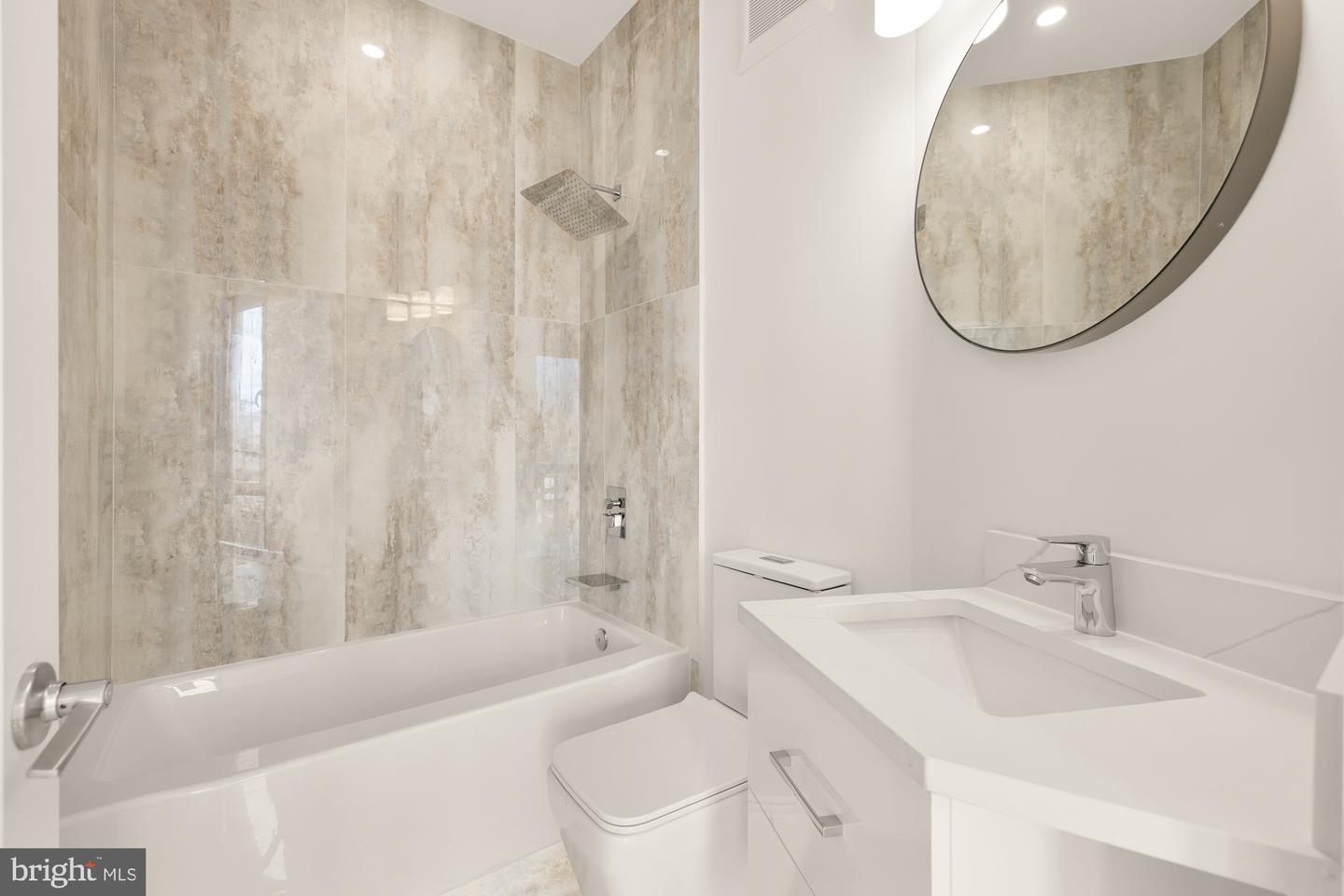 1850 CAPITOL AVE NE #2, WASHINGTON, District Of Columbia 20002, 4 Bedrooms Bedrooms, ,4 BathroomsBathrooms,Residential,For sale,1850 CAPITOL AVE NE #2,DCDC2223916 MLS # DCDC2223916