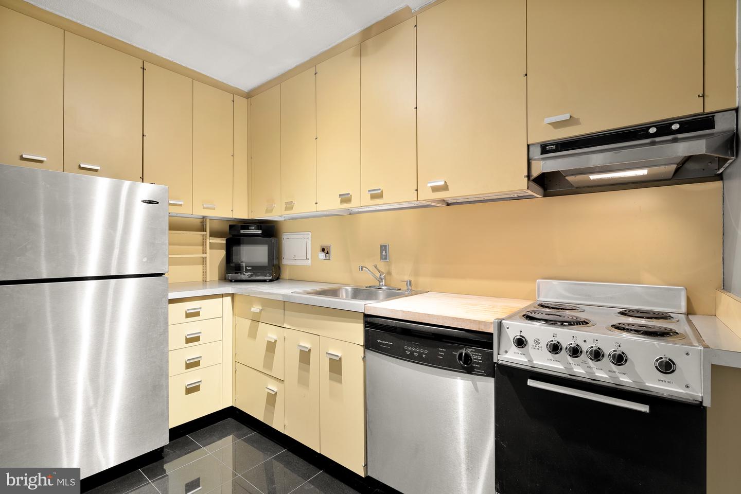 1311 DELAWARE AVE SW #S528, WASHINGTON, District Of Columbia 20024, 1 Bedroom Bedrooms, ,1 BathroomBathrooms,Residential,For sale,1311 DELAWARE AVE SW #S528,DCDC2223992 MLS # DCDC2223992