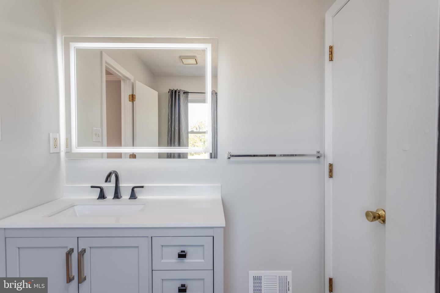 529 SALEM CHURCH, STEPHENS CITY, Virginia 22655, 3 Bedrooms Bedrooms, ,2 BathroomsBathrooms,Residential,For sale,529 SALEM CHURCH,VAFV2037010 MLS # VAFV2037010