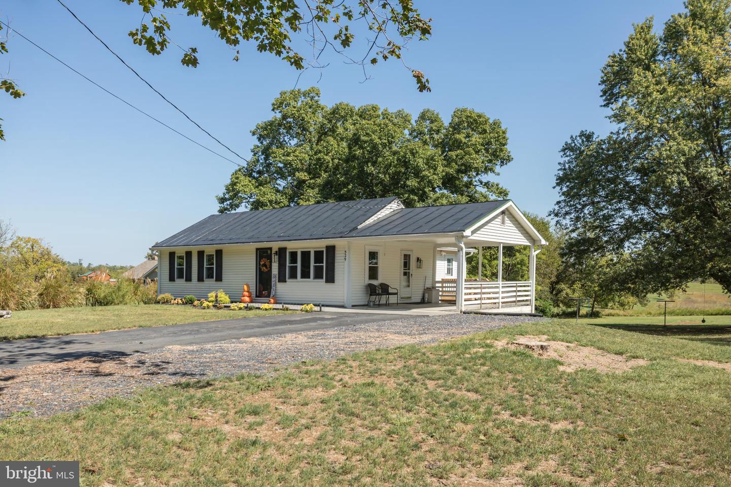 529 SALEM CHURCH, STEPHENS CITY, Virginia 22655, 3 Bedrooms Bedrooms, ,2 BathroomsBathrooms,Residential,For sale,529 SALEM CHURCH,VAFV2037010 MLS # VAFV2037010