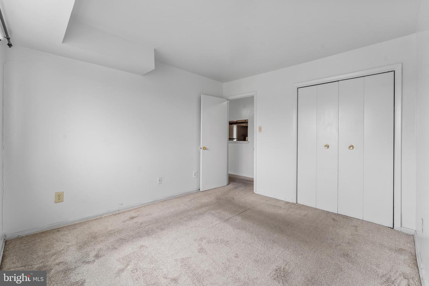 4270 EAST CAPITOL ST NE #301, WASHINGTON, District Of Columbia 20019, 2 Bedrooms Bedrooms, ,1 BathroomBathrooms,Residential,For sale,4270 EAST CAPITOL ST NE #301,DCDC2224050 MLS # DCDC2224050