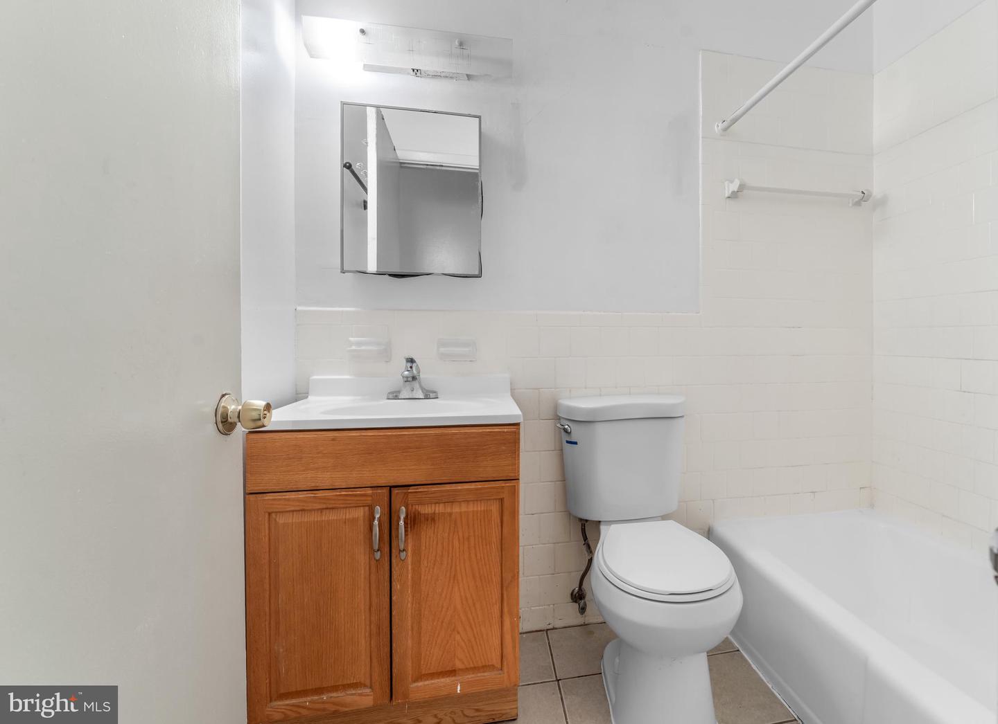 4270 EAST CAPITOL ST NE #301, WASHINGTON, District Of Columbia 20019, 2 Bedrooms Bedrooms, ,1 BathroomBathrooms,Residential,For sale,4270 EAST CAPITOL ST NE #301,DCDC2224050 MLS # DCDC2224050