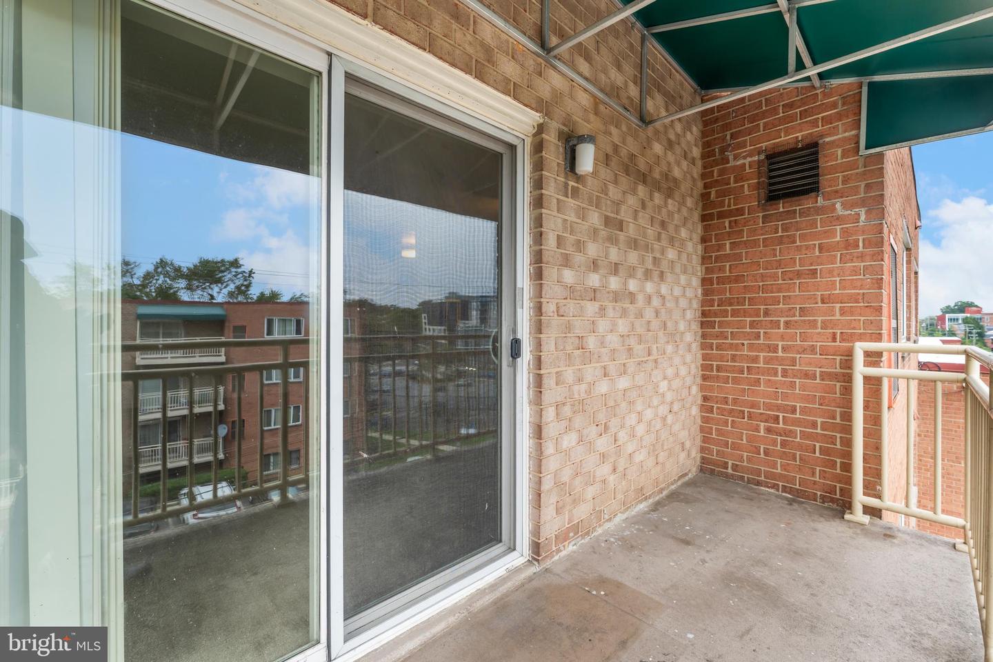 4270 EAST CAPITOL ST NE #301, WASHINGTON, District Of Columbia 20019, 2 Bedrooms Bedrooms, ,1 BathroomBathrooms,Residential,For sale,4270 EAST CAPITOL ST NE #301,DCDC2224050 MLS # DCDC2224050