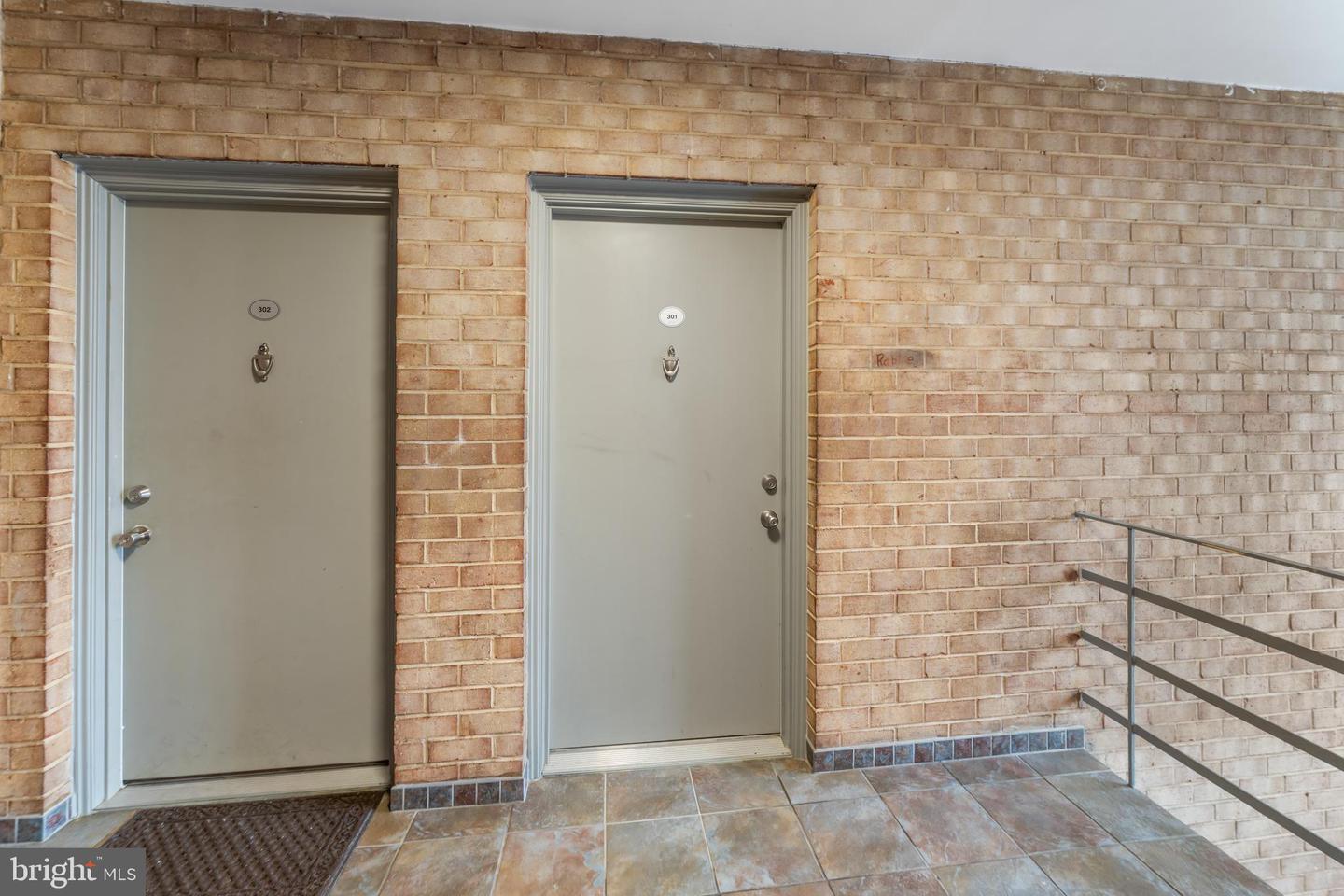 4270 EAST CAPITOL ST NE #301, WASHINGTON, District Of Columbia 20019, 2 Bedrooms Bedrooms, ,1 BathroomBathrooms,Residential,For sale,4270 EAST CAPITOL ST NE #301,DCDC2224050 MLS # DCDC2224050