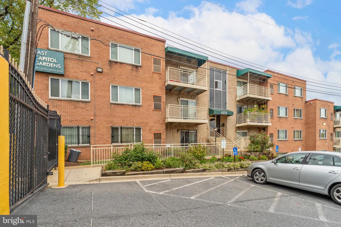 4270 EAST CAPITOL ST NE #301, WASHINGTON, District Of Columbia 20019, 2 Bedrooms Bedrooms, ,1 BathroomBathrooms,Residential,For sale,4270 EAST CAPITOL ST NE #301,DCDC2224050 MLS # DCDC2224050