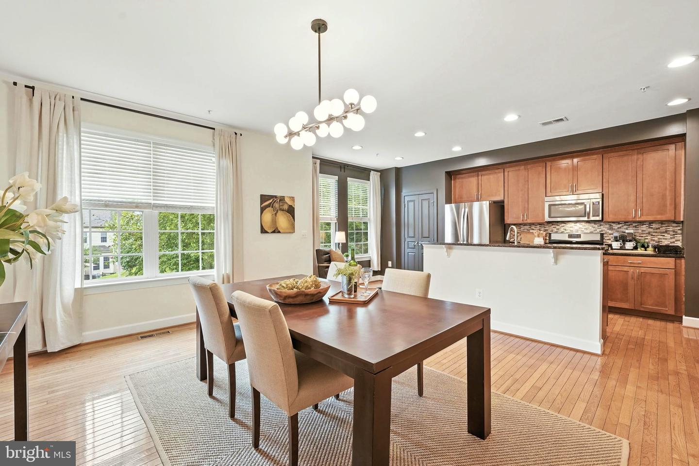 507 TRIADELPHIA WAY, ALEXANDRIA, Virginia 22312, 4 Bedrooms Bedrooms, ,3 BathroomsBathrooms,Residential,For sale,507 TRIADELPHIA WAY,VAAX2050132 MLS # VAAX2050132