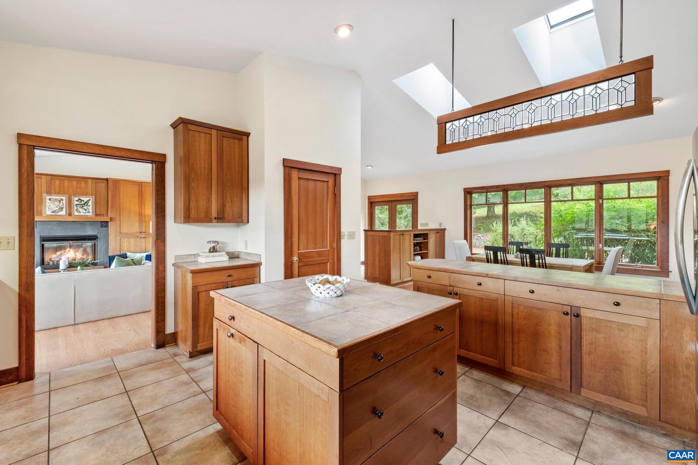 6585 FOXCLIFF LN, CROZET, Virginia 22932, 5 Bedrooms Bedrooms, ,4 BathroomsBathrooms,Residential,For sale,6585 FOXCLIFF LN,669338 MLS # 669338