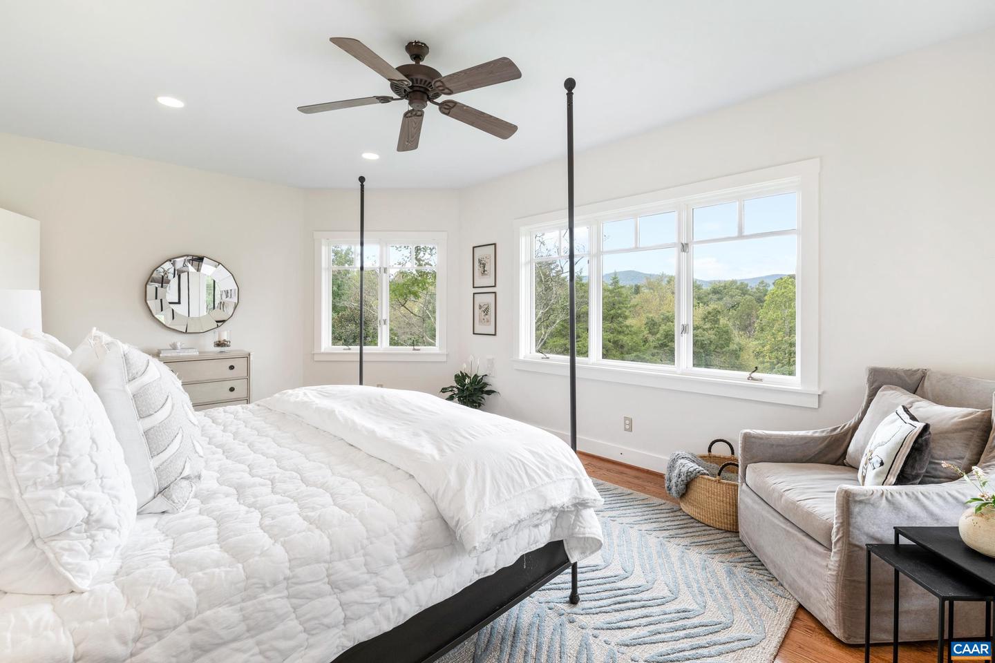 6585 FOXCLIFF LN, CROZET, Virginia 22932, 5 Bedrooms Bedrooms, ,4 BathroomsBathrooms,Residential,For sale,6585 FOXCLIFF LN,669338 MLS # 669338