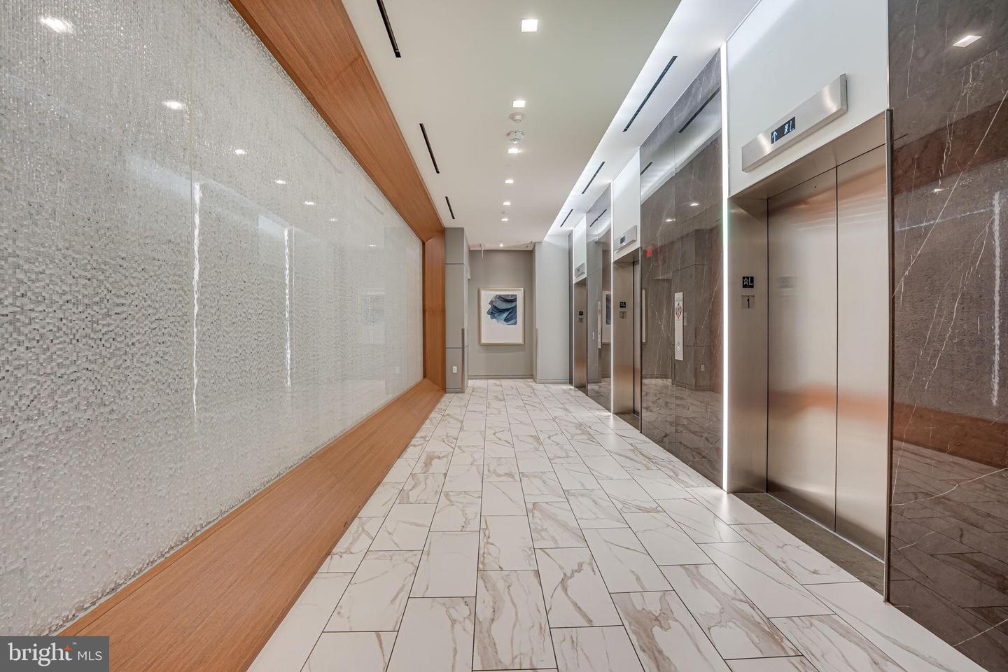 1211 VAN ST SE #1003, WASHINGTON, District Of Columbia 20003, 1 Bedroom Bedrooms, 5 Rooms Rooms,1 BathroomBathrooms,Residential,For sale,1211 VAN ST SE #1003,DCDC2224080 MLS # DCDC2224080