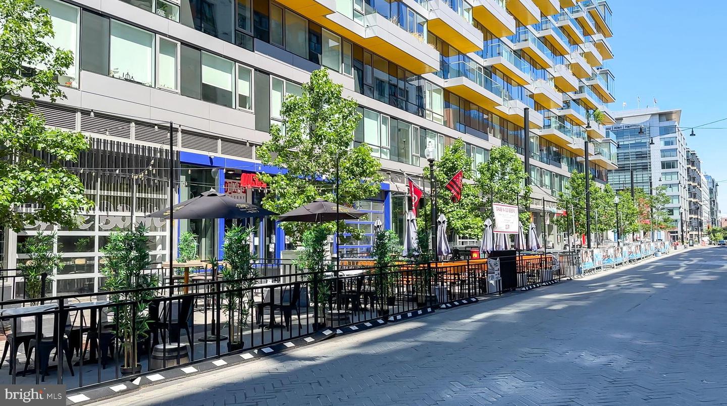 1211 VAN ST SE #1003, WASHINGTON, District Of Columbia 20003, 1 Bedroom Bedrooms, 5 Rooms Rooms,1 BathroomBathrooms,Residential,For sale,1211 VAN ST SE #1003,DCDC2224080 MLS # DCDC2224080