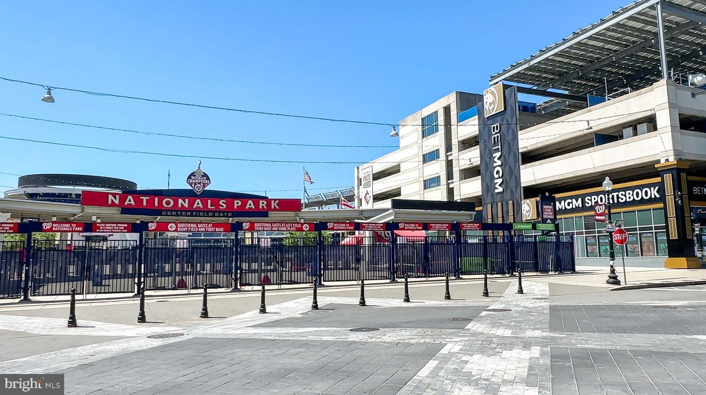 1211 VAN ST SE #1003, WASHINGTON, District Of Columbia 20003, 1 Bedroom Bedrooms, 5 Rooms Rooms,1 BathroomBathrooms,Residential,For sale,1211 VAN ST SE #1003,DCDC2224080 MLS # DCDC2224080