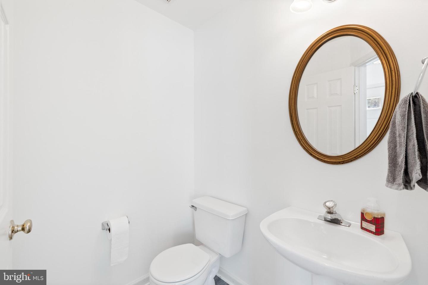 12687 PERCHANCE TER, WOODBRIDGE, Virginia 22192, 3 Bedrooms Bedrooms, ,2 BathroomsBathrooms,Residential,For sale,12687 PERCHANCE TER,VAPW2104722 MLS # VAPW2104722