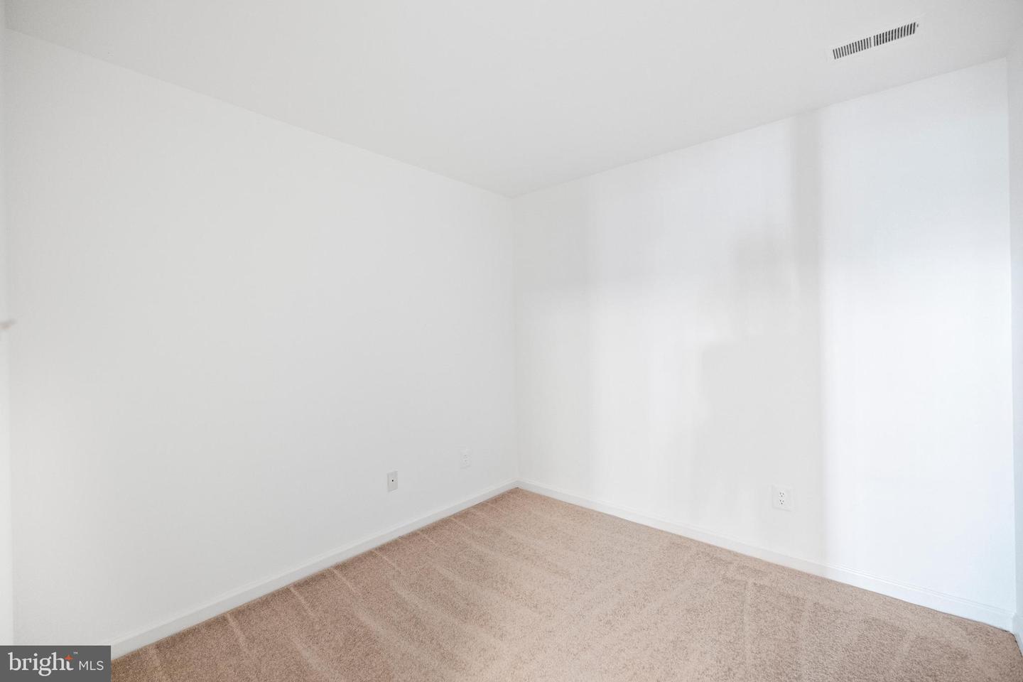 12687 PERCHANCE TER, WOODBRIDGE, Virginia 22192, 3 Bedrooms Bedrooms, ,2 BathroomsBathrooms,Residential,For sale,12687 PERCHANCE TER,VAPW2104722 MLS # VAPW2104722