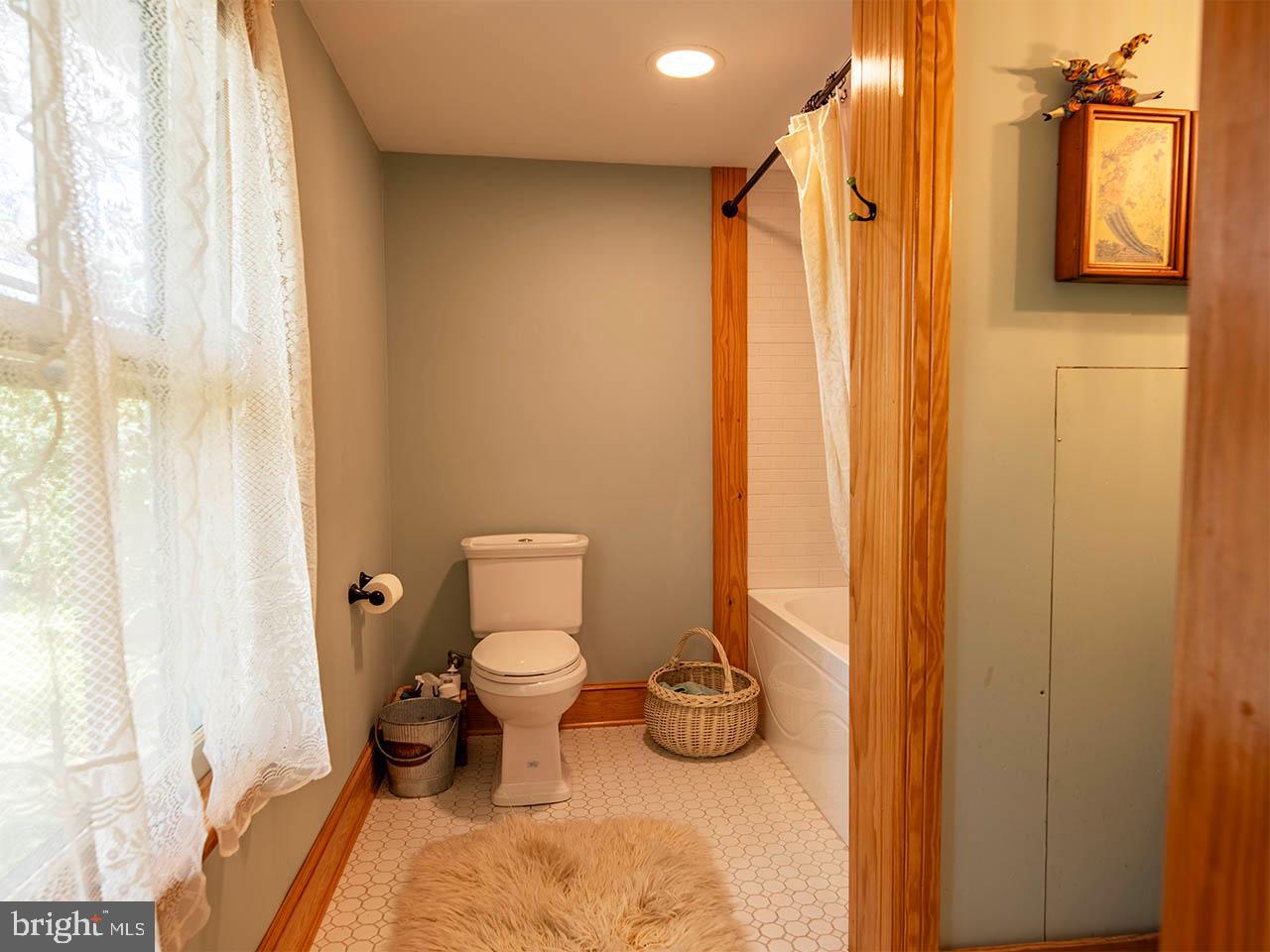 424 BALSLEY RD, STAUNTON, Virginia 24401, 3 Bedrooms Bedrooms, ,2 BathroomsBathrooms,Farm,For sale,424 BALSLEY RD,VAAG2002656 MLS # VAAG2002656