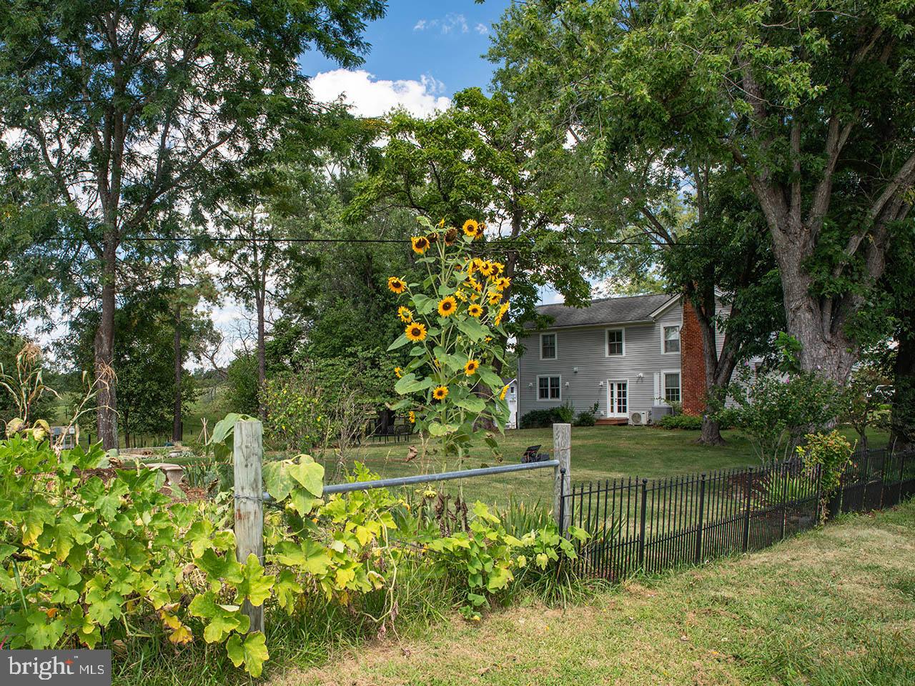424 BALSLEY RD, STAUNTON, Virginia 24401, 3 Bedrooms Bedrooms, ,2 BathroomsBathrooms,Farm,For sale,424 BALSLEY RD,VAAG2002656 MLS # VAAG2002656