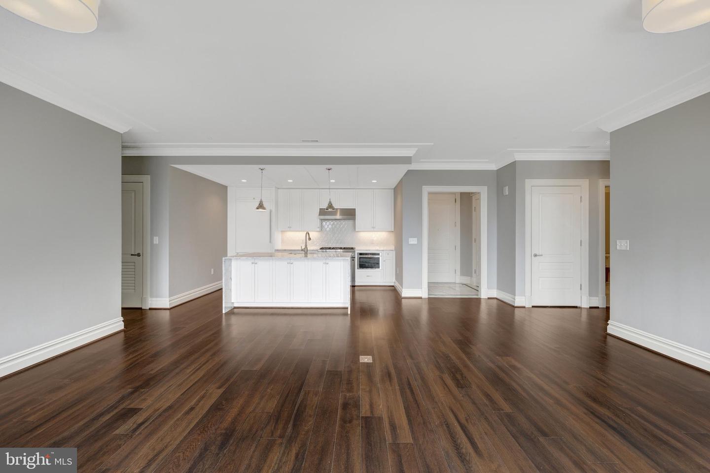 6900 FLEETWOOD RD #322, MCLEAN, Virginia 22101, 2 Bedrooms Bedrooms, ,2 BathroomsBathrooms,Residential,For sale,6900 FLEETWOOD RD #322,VAFX2224580 MLS # VAFX2224580