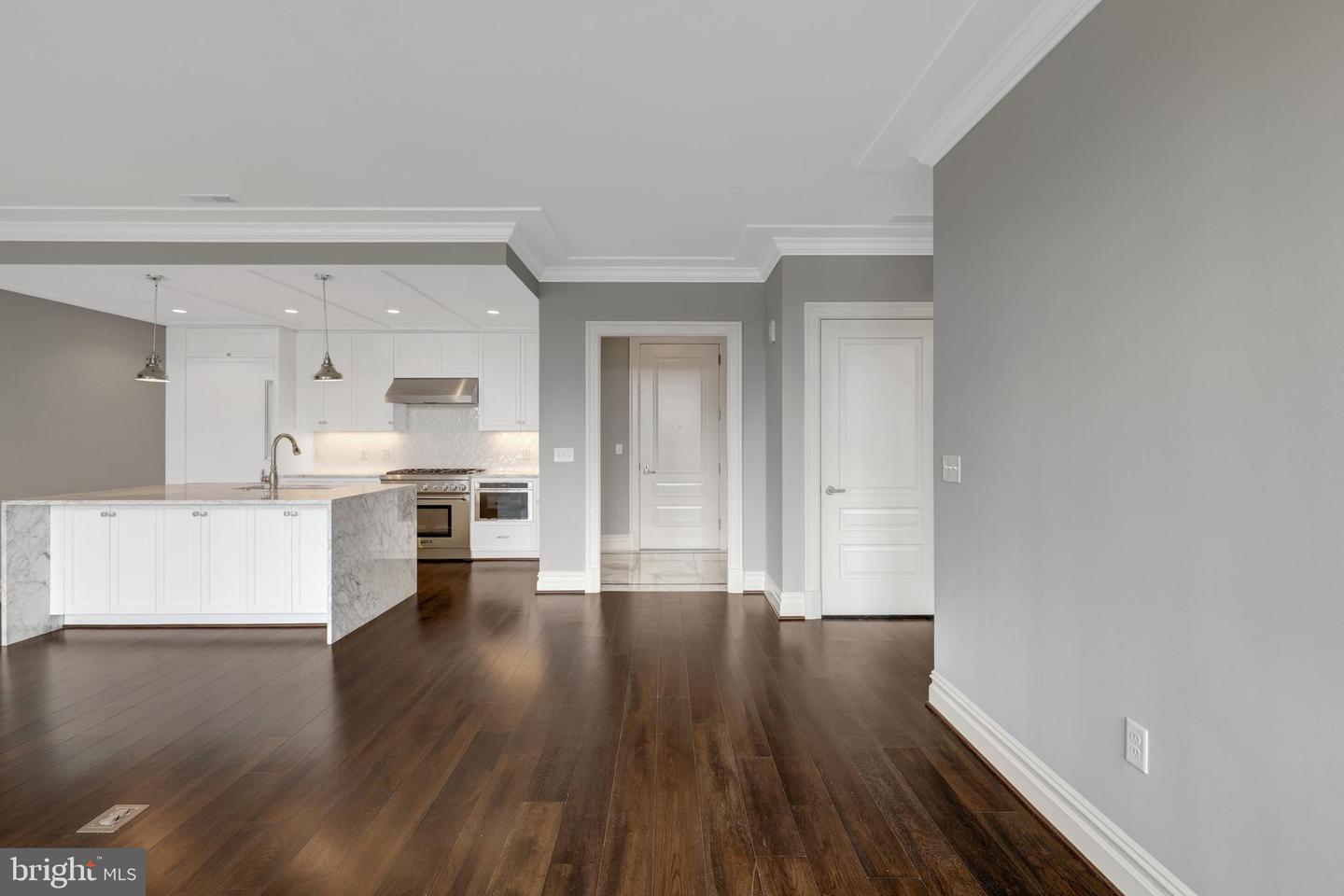 6900 FLEETWOOD RD #322, MCLEAN, Virginia 22101, 2 Bedrooms Bedrooms, ,2 BathroomsBathrooms,Residential,For sale,6900 FLEETWOOD RD #322,VAFX2224580 MLS # VAFX2224580