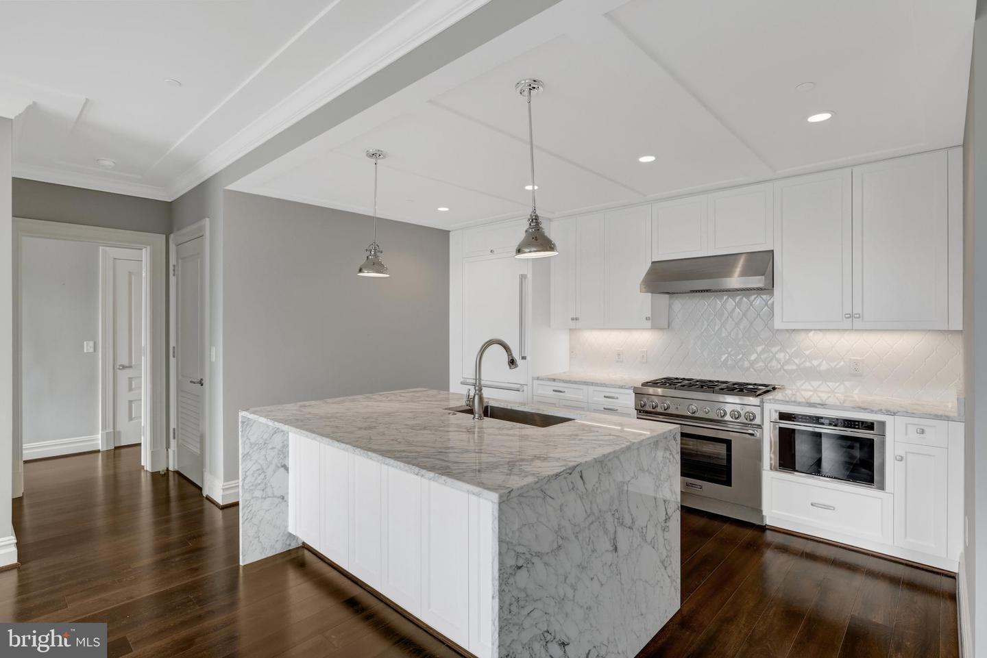 6900 FLEETWOOD RD #322, MCLEAN, Virginia 22101, 2 Bedrooms Bedrooms, ,2 BathroomsBathrooms,Residential,For sale,6900 FLEETWOOD RD #322,VAFX2224580 MLS # VAFX2224580