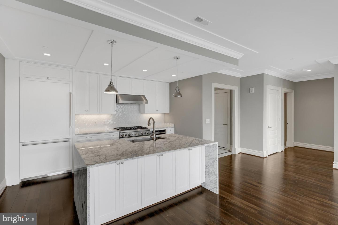 6900 FLEETWOOD RD #322, MCLEAN, Virginia 22101, 2 Bedrooms Bedrooms, ,2 BathroomsBathrooms,Residential,For sale,6900 FLEETWOOD RD #322,VAFX2224580 MLS # VAFX2224580