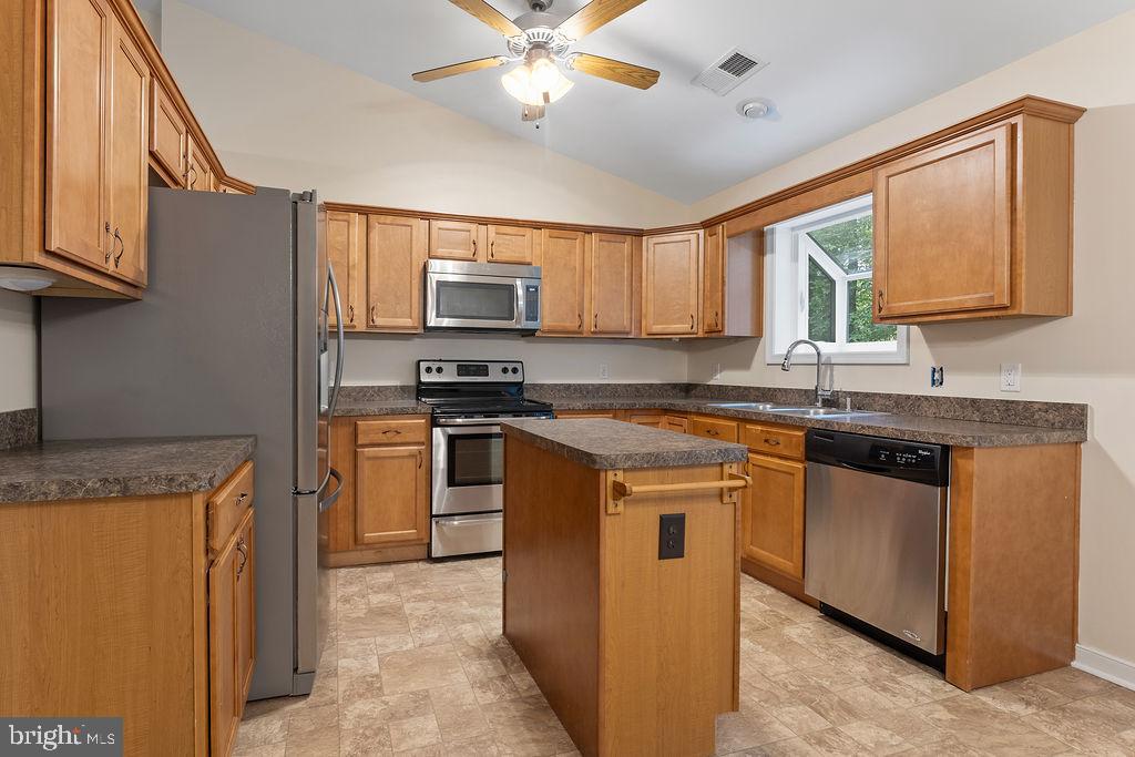7525 NYLAND RD, FREDERICKSBURG, Virginia 22408, 3 Bedrooms Bedrooms, ,2 BathroomsBathrooms,Residential,7525 NYLAND RD,VASP2035978 MLS # VASP2035978