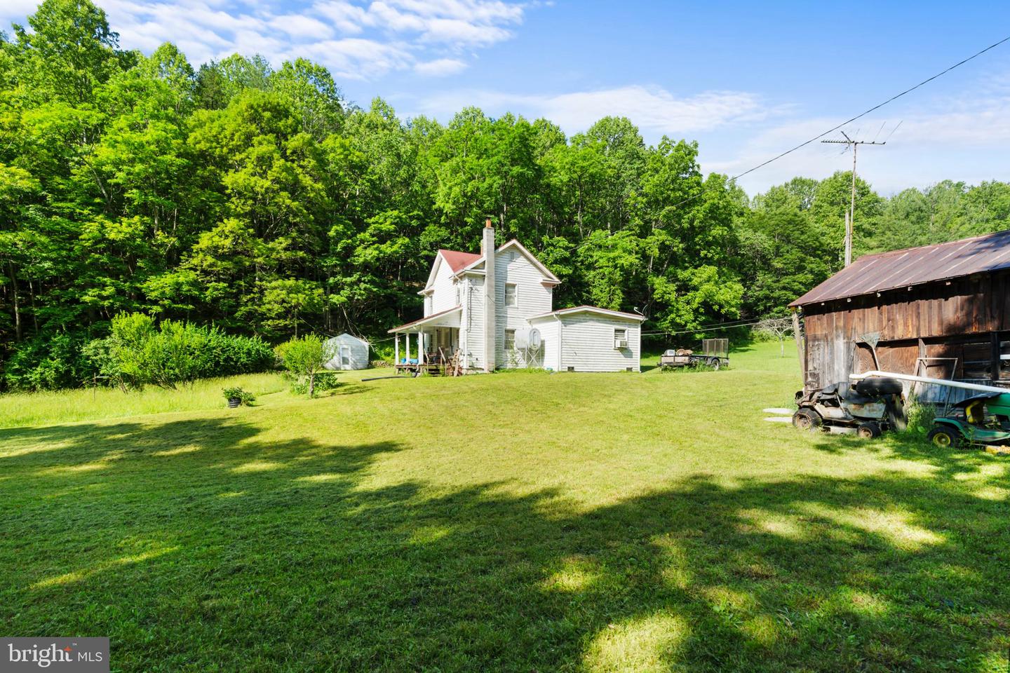 8787 CROOKED RUN RD, BASYE, Virginia 22810, 2 Bedrooms Bedrooms, ,1 BathroomBathrooms,Residential,For sale,8787 CROOKED RUN RD,VASH2011652 MLS # VASH2011652