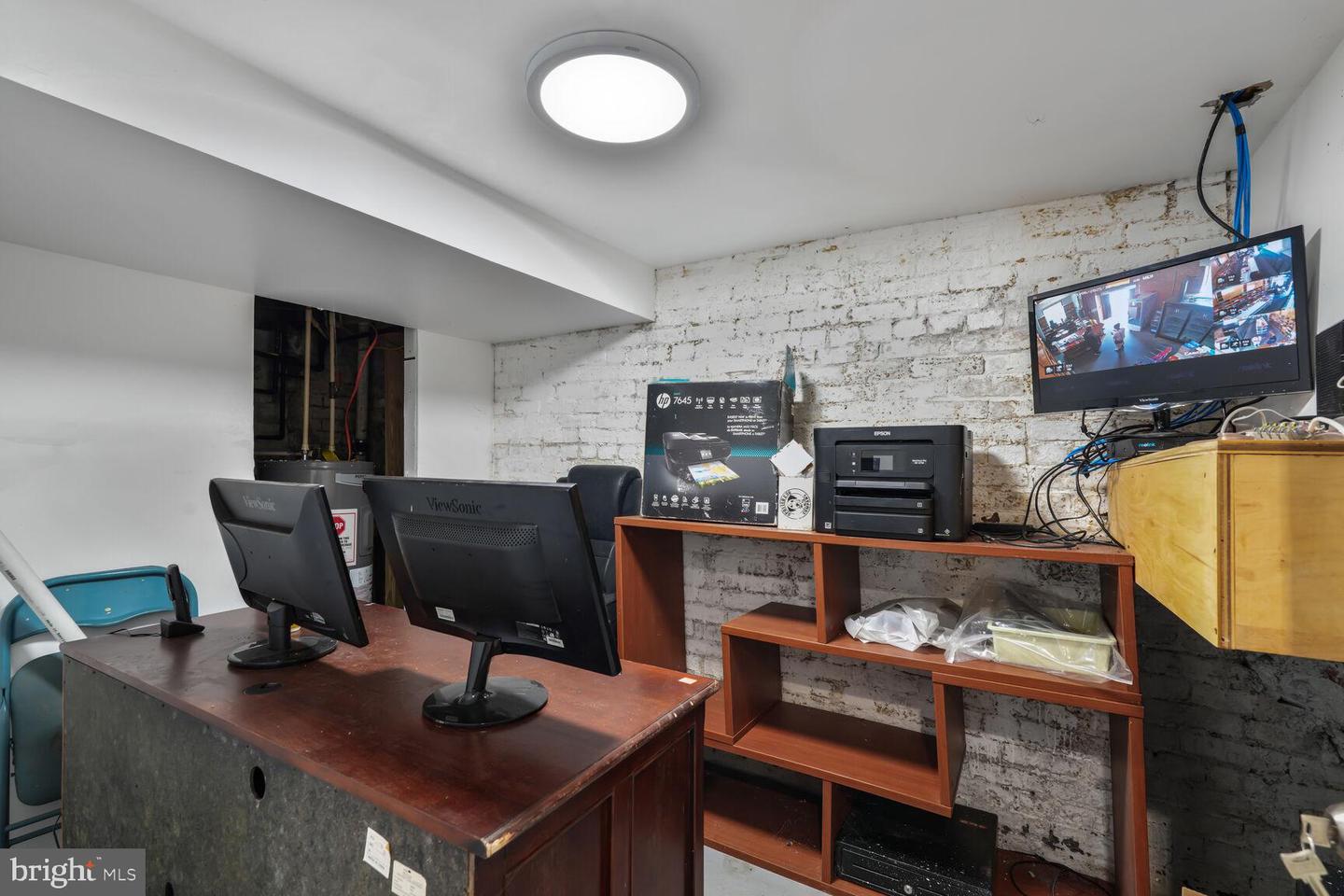 1720 1ST ST NW, WASHINGTON, District Of Columbia 20001, 4 Bedrooms Bedrooms, ,1 BathroomBathrooms,Residential,For sale,1720 1ST ST NW,DCDC2205372 MLS # DCDC2205372