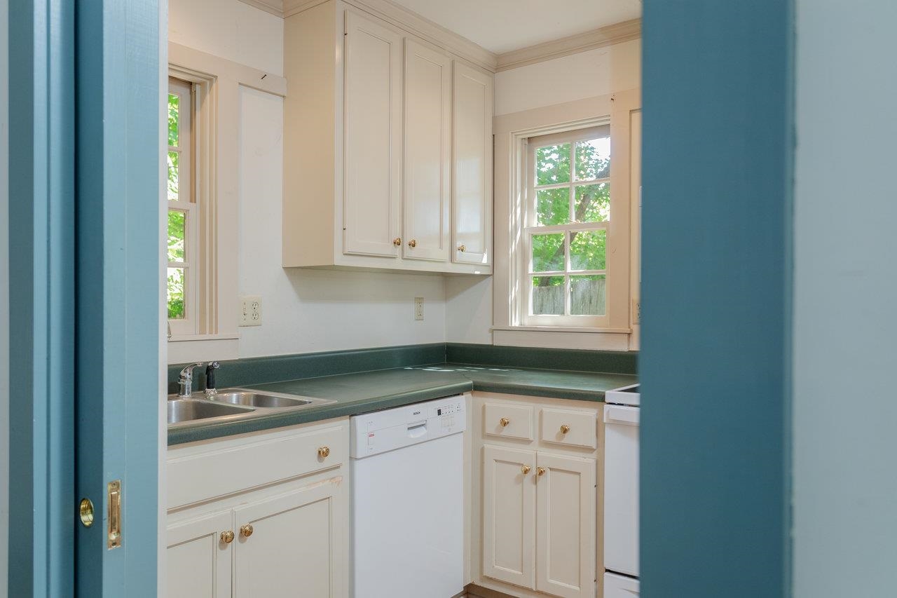 145 FORT DEFIANCE RD, FORT DEFIANCE, Virginia 24437, 4 Bedrooms Bedrooms, ,4 BathroomsBathrooms,Residential,145 FORT DEFIANCE RD,669363 MLS # 669363