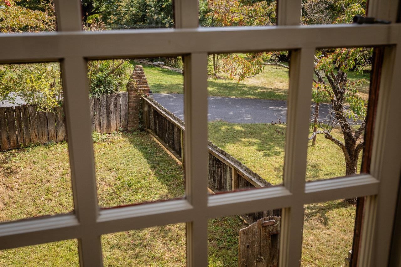 145 FORT DEFIANCE RD, FORT DEFIANCE, Virginia 24437, 4 Bedrooms Bedrooms, ,4 BathroomsBathrooms,Residential,145 FORT DEFIANCE RD,669363 MLS # 669363