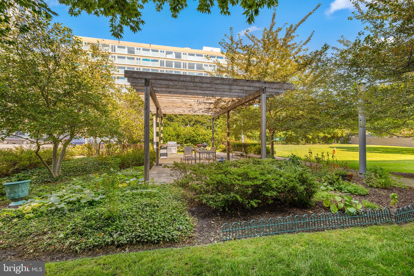 1101 3RD ST SW #703, WASHINGTON, District Of Columbia 20024, 1 Bedroom Bedrooms, ,1 BathroomBathrooms,Residential,For sale,1101 3RD ST SW #703,DCDC2217102 MLS # DCDC2217102 1101 3RD ST SW #703, WASHINGTON, District Of Columbia 20024, 1 Bedroom Bedrooms, ,1 BathroomBathrooms,Residential,For sale,1101 3RD ST SW #703,DCDC2217102 MLS # DCDC2217102