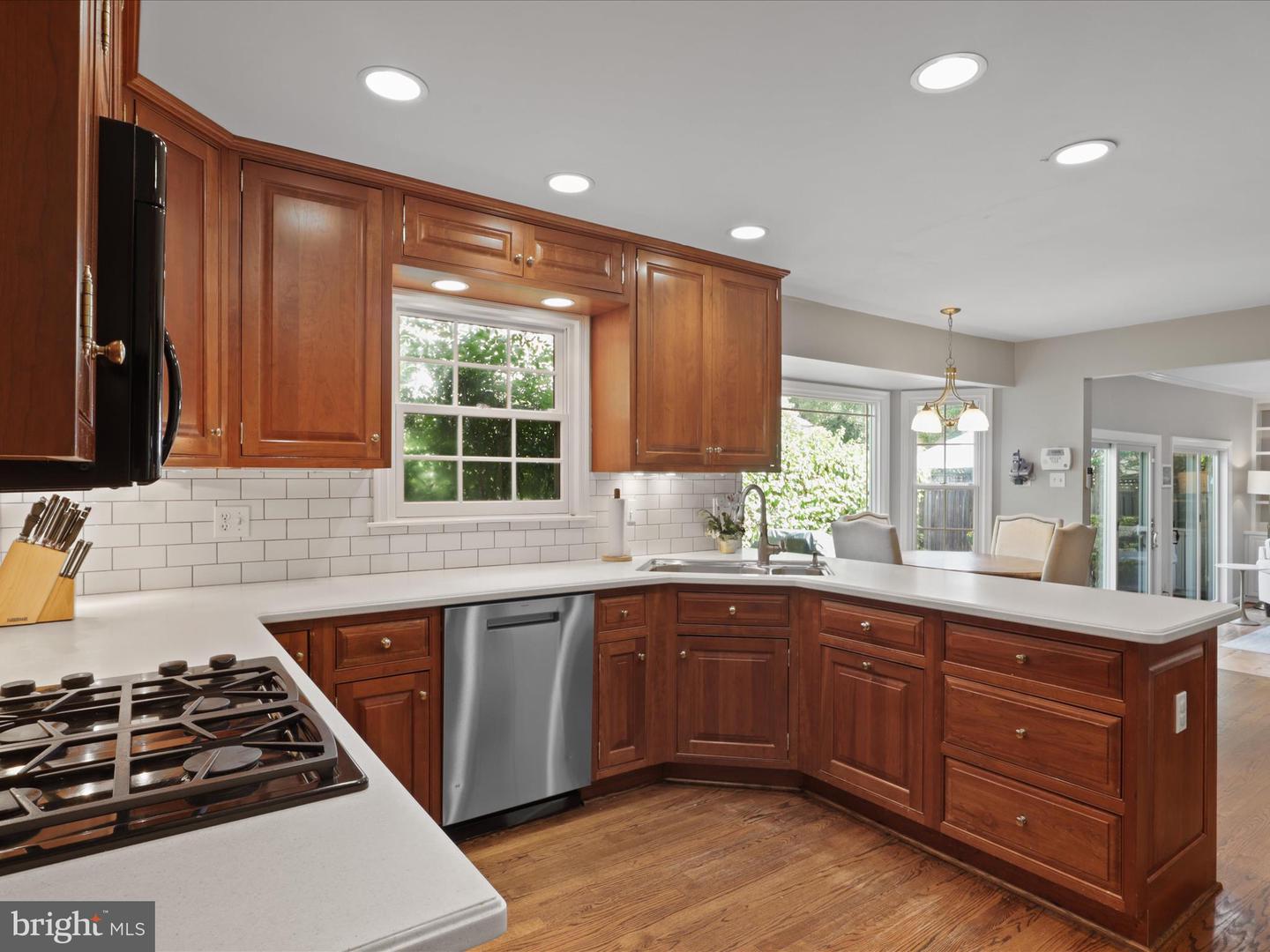 1754 WEXFORD WAY, VIENNA, Virginia 22182, 4 Bedrooms Bedrooms, ,3 BathroomsBathrooms,Residential,For sale,1754 WEXFORD WAY,VAFX2265786 MLS # VAFX2265786