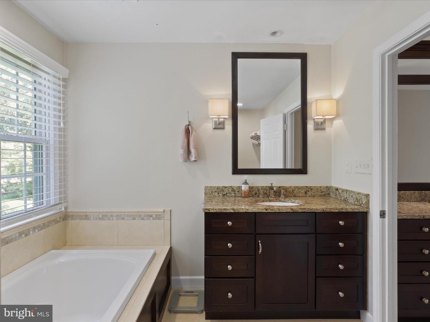 1754 WEXFORD WAY, VIENNA, Virginia 22182, 4 Bedrooms Bedrooms, ,3 BathroomsBathrooms,Residential,For sale,1754 WEXFORD WAY,VAFX2265786 MLS # VAFX2265786