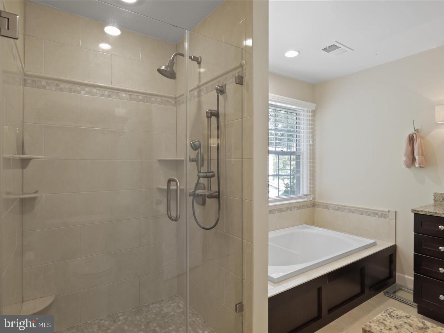 1754 WEXFORD WAY, VIENNA, Virginia 22182, 4 Bedrooms Bedrooms, ,3 BathroomsBathrooms,Residential,For sale,1754 WEXFORD WAY,VAFX2265786 MLS # VAFX2265786