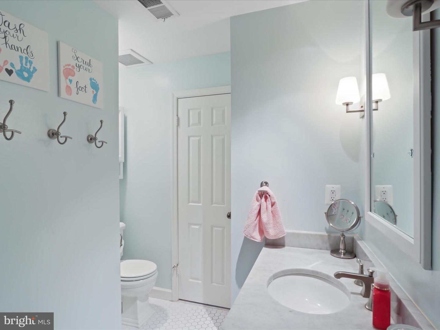 1754 WEXFORD WAY, VIENNA, Virginia 22182, 4 Bedrooms Bedrooms, ,3 BathroomsBathrooms,Residential,For sale,1754 WEXFORD WAY,VAFX2265786 MLS # VAFX2265786