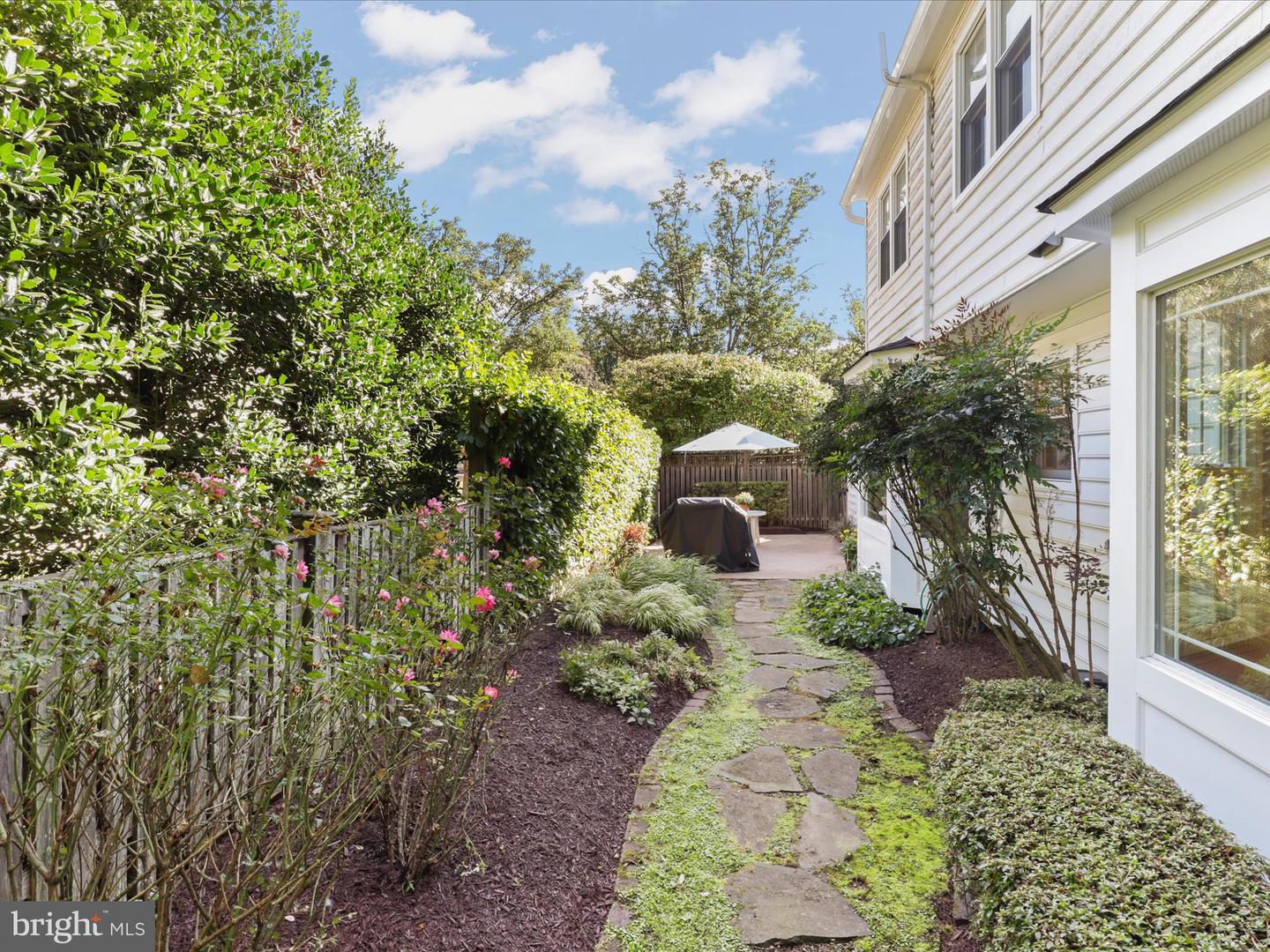 1754 WEXFORD WAY, VIENNA, Virginia 22182, 4 Bedrooms Bedrooms, ,3 BathroomsBathrooms,Residential,For sale,1754 WEXFORD WAY,VAFX2265786 MLS # VAFX2265786