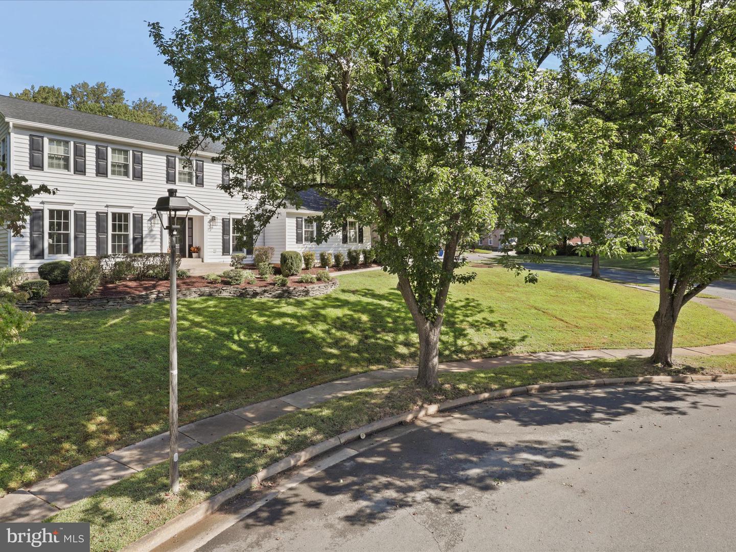 1754 WEXFORD WAY, VIENNA, Virginia 22182, 4 Bedrooms Bedrooms, ,3 BathroomsBathrooms,Residential,For sale,1754 WEXFORD WAY,VAFX2265786 MLS # VAFX2265786