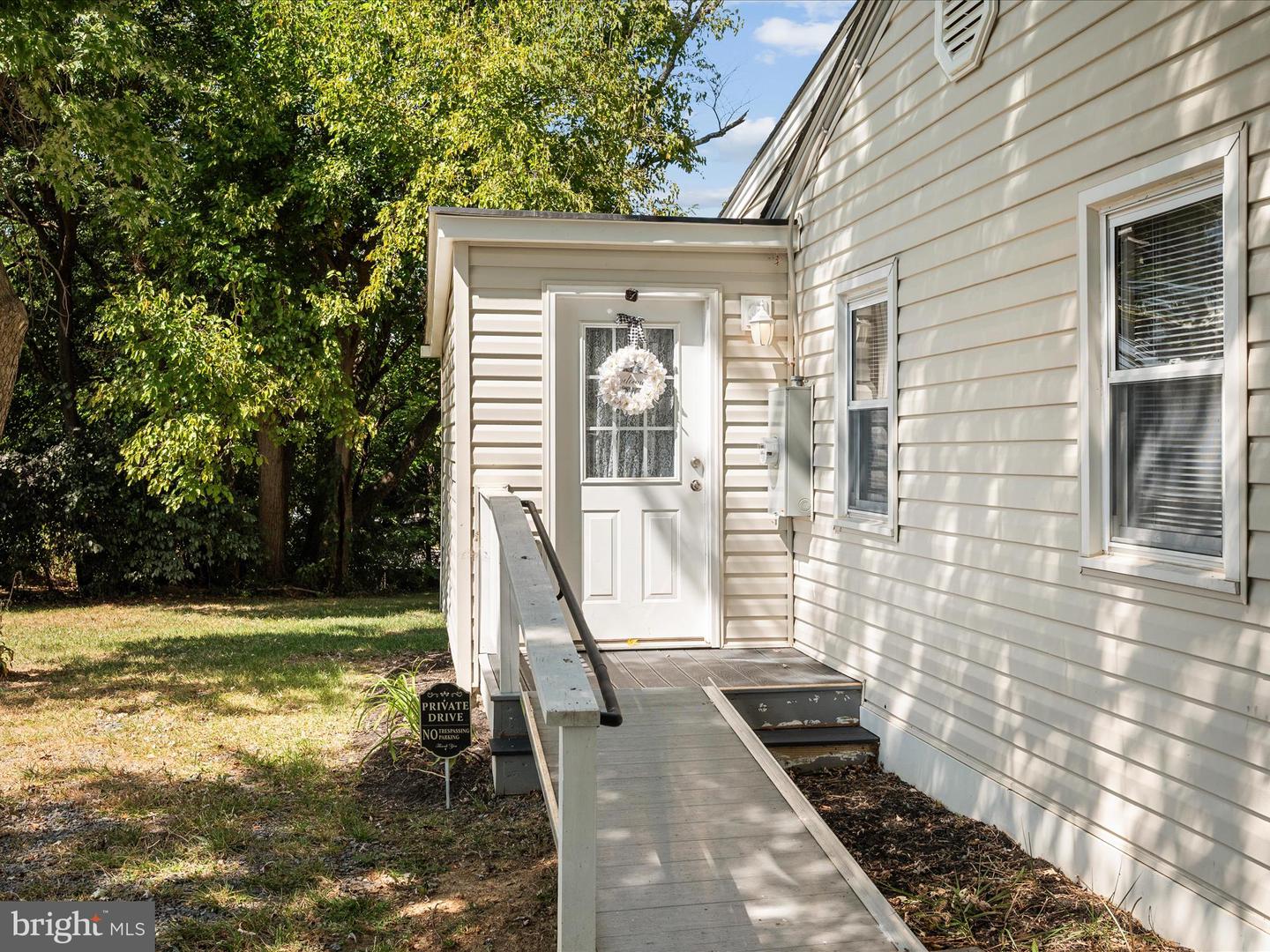 2225 HARRISON ST, WINCHESTER, Virginia 22601, 3 Bedrooms Bedrooms, ,2 BathroomsBathrooms,Residential,For sale,2225 HARRISON ST,VAWI2009038 MLS # VAWI2009038