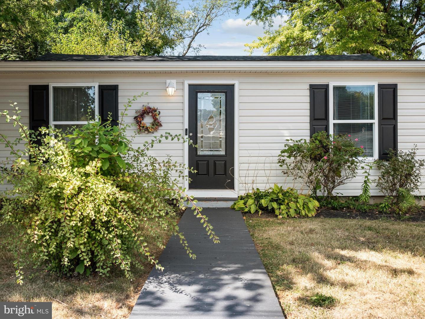 2225 HARRISON ST, WINCHESTER, Virginia 22601, 3 Bedrooms Bedrooms, ,2 BathroomsBathrooms,Residential,For sale,2225 HARRISON ST,VAWI2009038 MLS # VAWI2009038