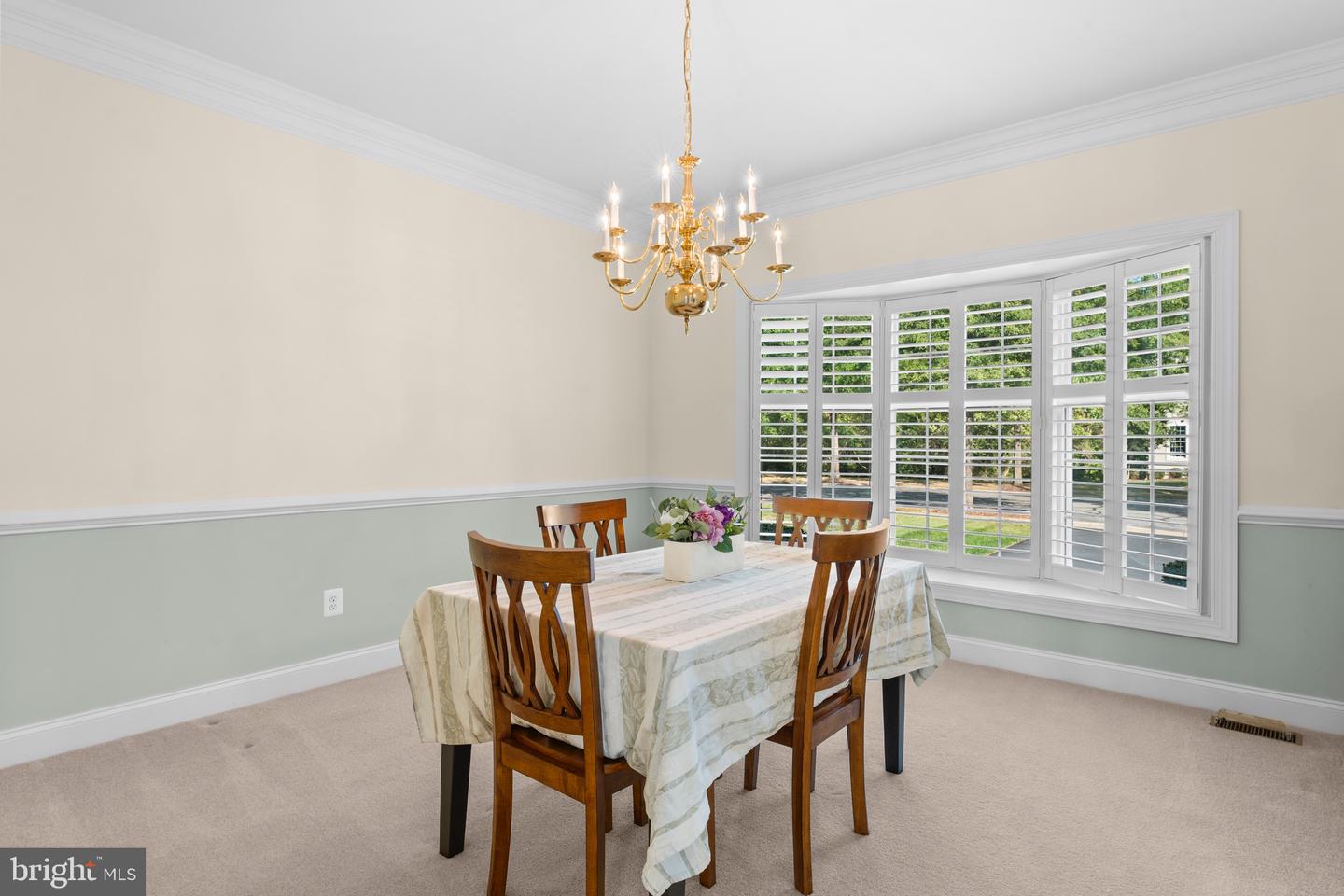 15295 GOLF VIEW DR, HAYMARKET, Virginia 20169, 3 Bedrooms Bedrooms, ,2 BathroomsBathrooms,Residential,For sale,15295 GOLF VIEW DR,VAPW2104074 MLS # VAPW2104074