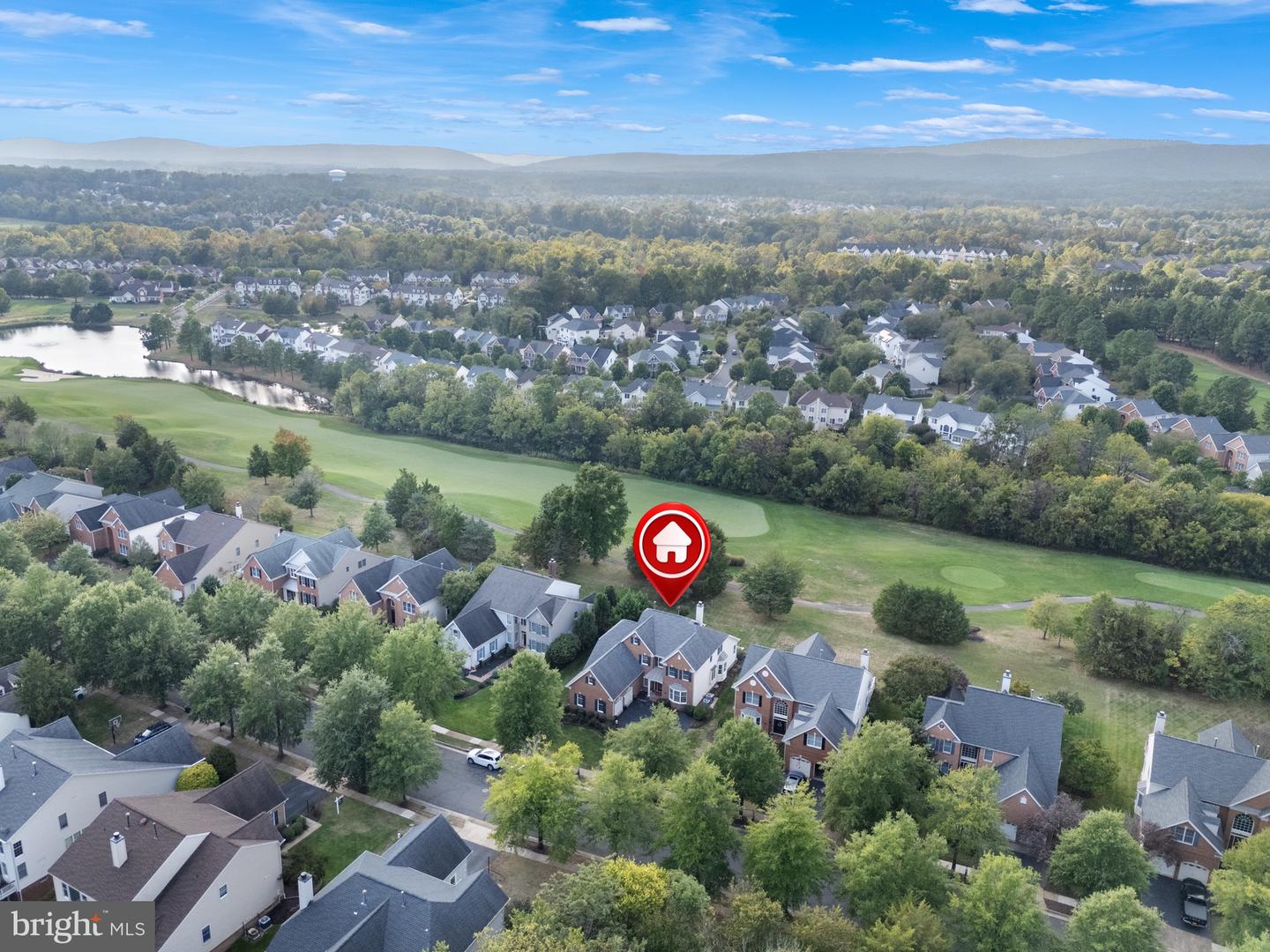 15295 GOLF VIEW DR, HAYMARKET, Virginia 20169, 3 Bedrooms Bedrooms, ,2 BathroomsBathrooms,Residential,For sale,15295 GOLF VIEW DR,VAPW2104074 MLS # VAPW2104074