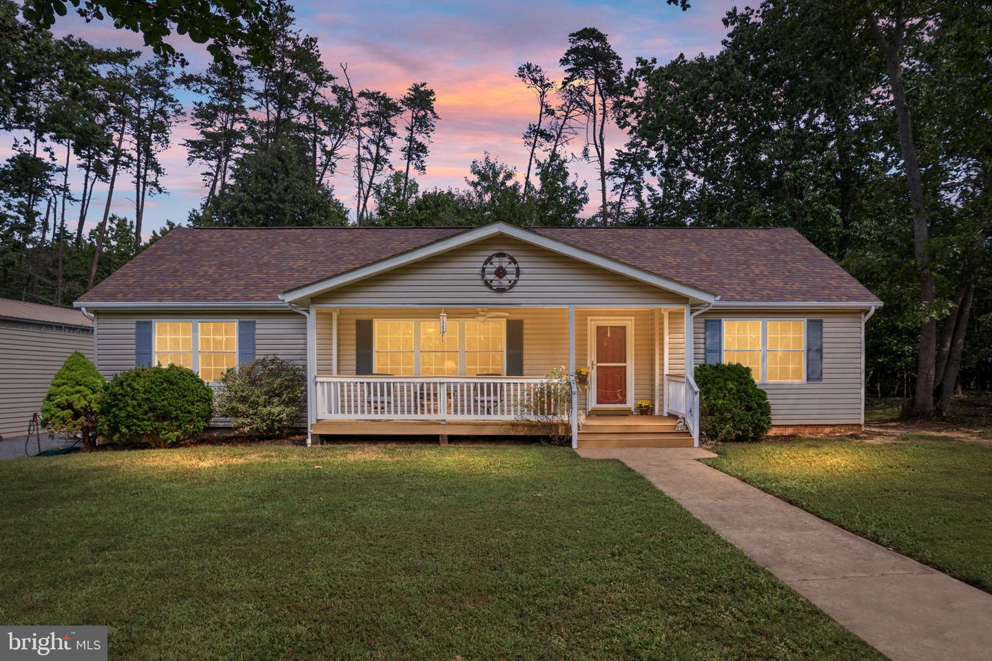 88 DOGWOOD DRAW DR, MINERAL, Virginia 23117, 3 Bedrooms Bedrooms, 5 Rooms Rooms,2 BathroomsBathrooms,Residential,For sale,88 DOGWOOD DRAW DR,VALA2008568 MLS # VALA2008568