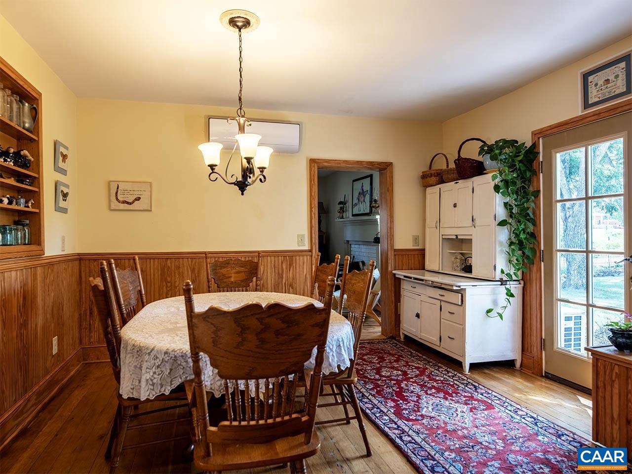424 BALSLEY RD, STAUNTON, Virginia 24401, 3 Bedrooms Bedrooms, ,2 BathroomsBathrooms,Residential,For sale,424 BALSLEY RD,669098 MLS # 669098