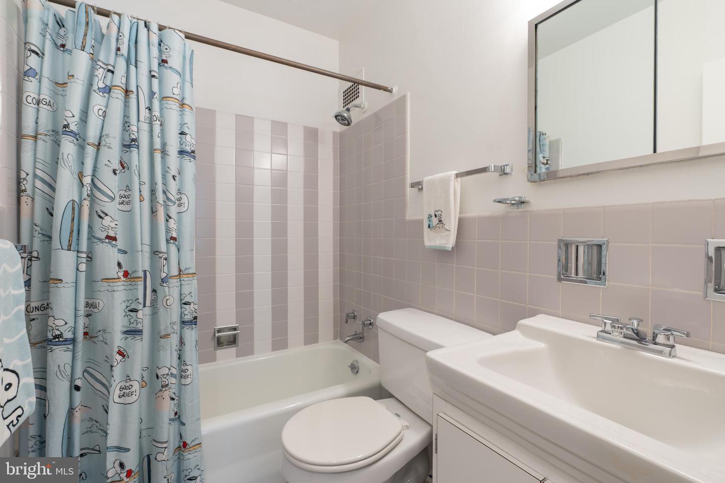 2475 VIRGINIA AVE NW #103, WASHINGTON, District Of Columbia 20037, 2 Bedrooms Bedrooms, ,2 BathroomsBathrooms,Residential,For sale,2475 VIRGINIA AVE NW #103,DCDC2222922 MLS # DCDC2222922 2475 VIRGINIA AVE NW #103, WASHINGTON, District Of Columbia 20037, 2 Bedrooms Bedrooms, ,2 BathroomsBathrooms,Residential,For sale,2475 VIRGINIA AVE NW #103,DCDC2222922 MLS # DCDC2222922