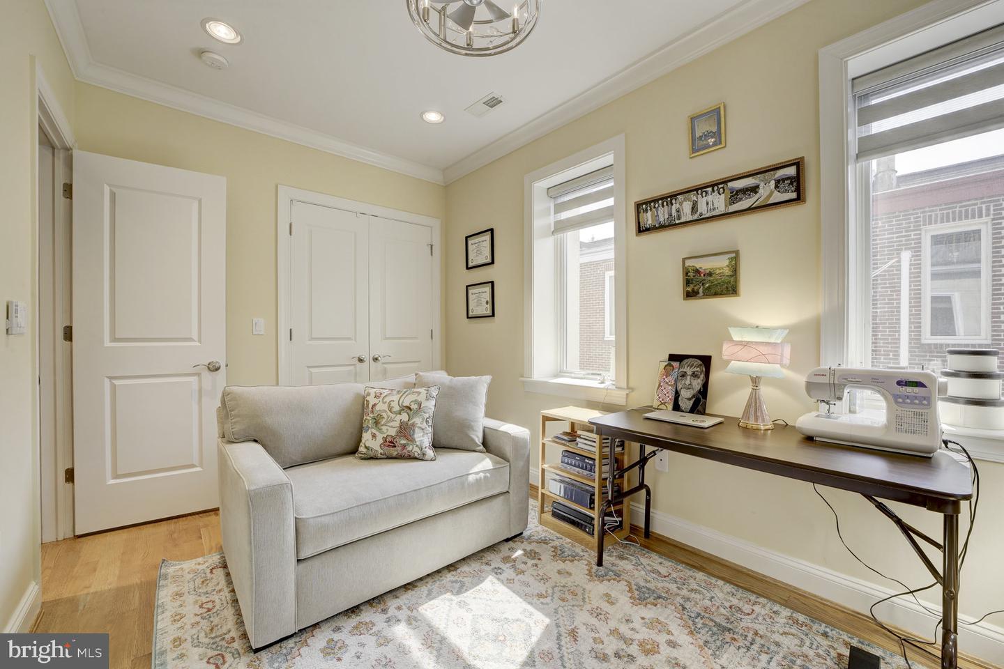 1530 15TH ST NW, WASHINGTON, District Of Columbia 20005, 4 Bedrooms Bedrooms, ,3 BathroomsBathrooms,Residential,For sale,1530 15TH ST NW,DCDC2223162 MLS # DCDC2223162