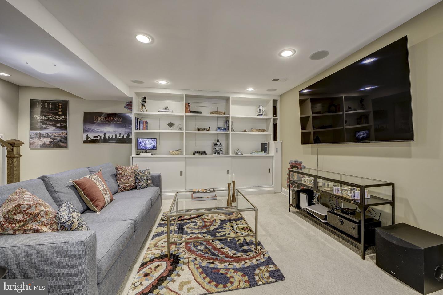 1530 15TH ST NW, WASHINGTON, District Of Columbia 20005, 4 Bedrooms Bedrooms, ,3 BathroomsBathrooms,Residential,For sale,1530 15TH ST NW,DCDC2223162 MLS # DCDC2223162