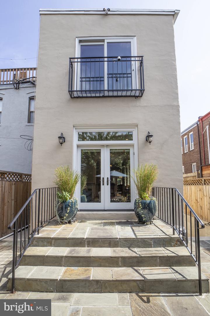 1530 15TH ST NW, WASHINGTON, District Of Columbia 20005, 4 Bedrooms Bedrooms, ,3 BathroomsBathrooms,Residential,For sale,1530 15TH ST NW,DCDC2223162 MLS # DCDC2223162