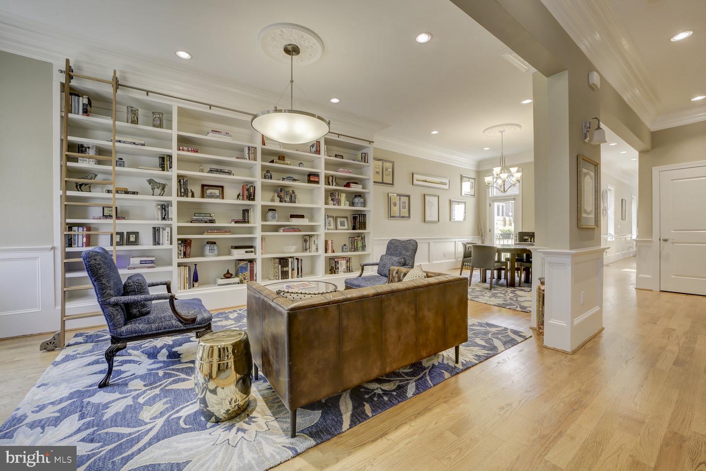 1530 15TH ST NW, WASHINGTON, District Of Columbia 20005, 4 Bedrooms Bedrooms, ,3 BathroomsBathrooms,Residential,For sale,1530 15TH ST NW,DCDC2223162 MLS # DCDC2223162