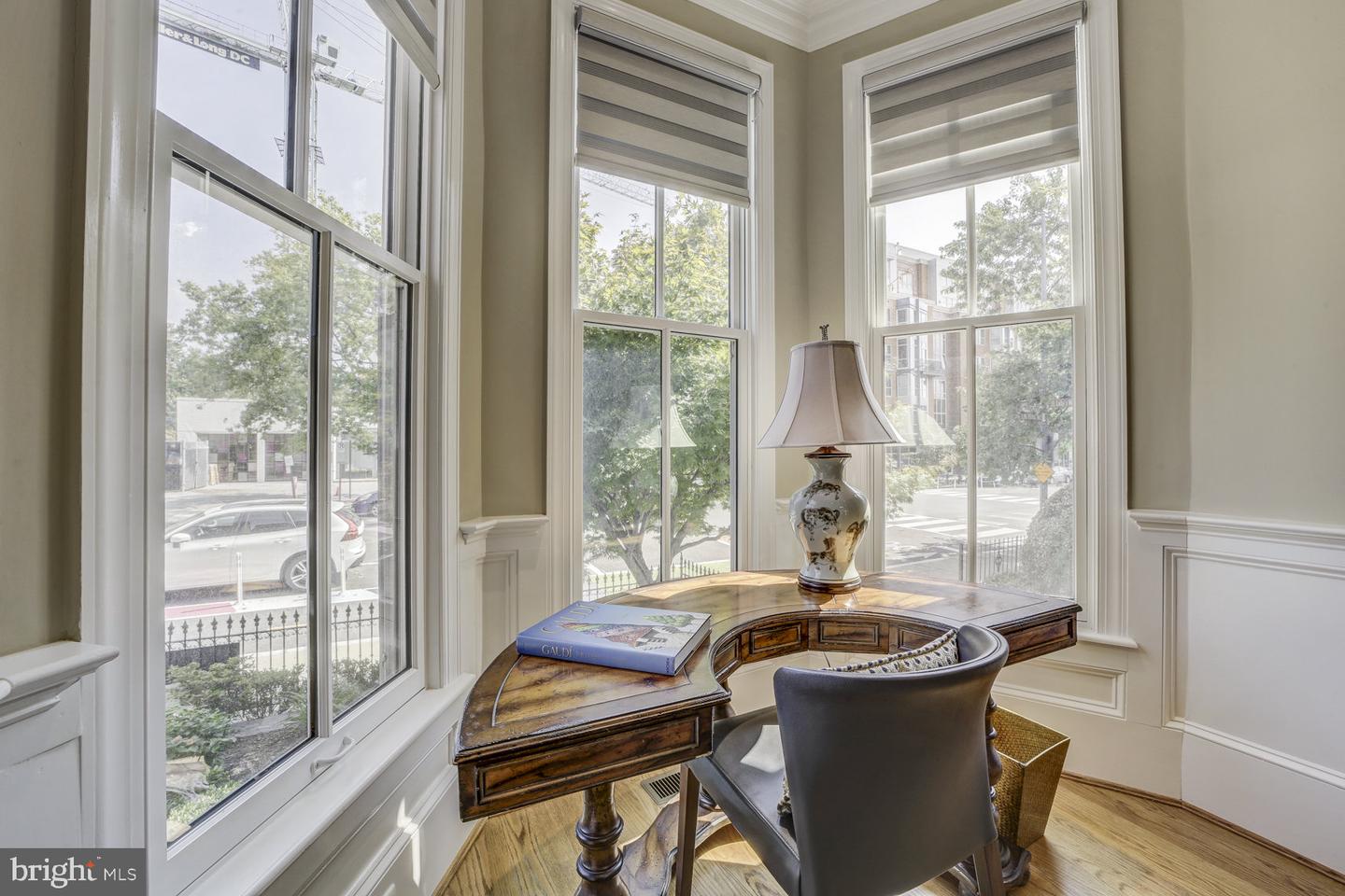 1530 15TH ST NW, WASHINGTON, District Of Columbia 20005, 4 Bedrooms Bedrooms, ,3 BathroomsBathrooms,Residential,For sale,1530 15TH ST NW,DCDC2223162 MLS # DCDC2223162