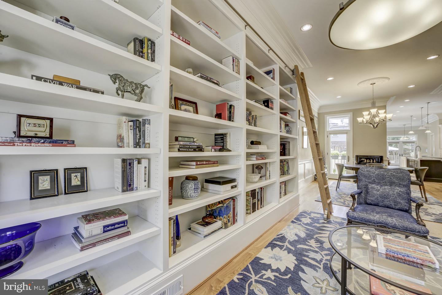 1530 15TH ST NW, WASHINGTON, District Of Columbia 20005, 4 Bedrooms Bedrooms, ,3 BathroomsBathrooms,Residential,For sale,1530 15TH ST NW,DCDC2223162 MLS # DCDC2223162